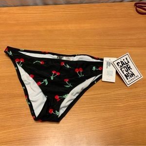 🍒 NWT California Sunshine Bikini Bottoms